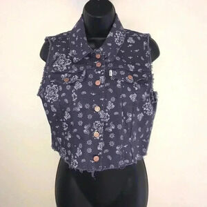 Levi Strauss & Co. Bandana Vest Size M—B4